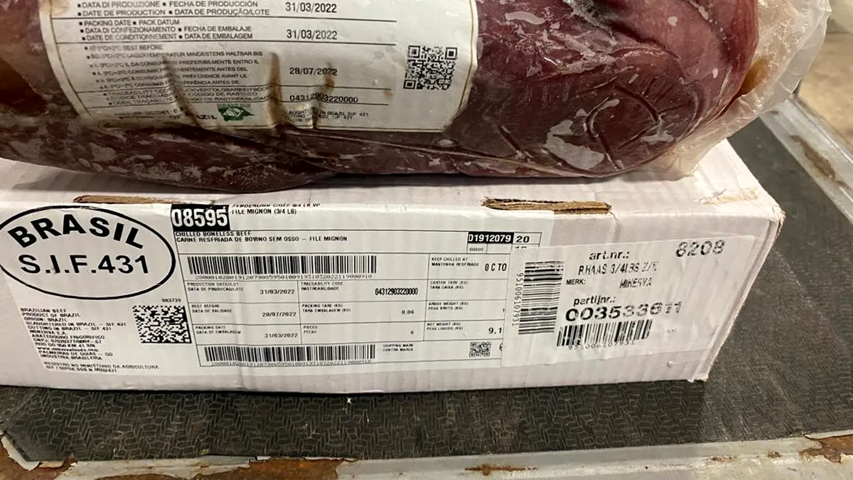 Carne expirată adusă pe filieră olandeză din America de Sud, produs premium la români