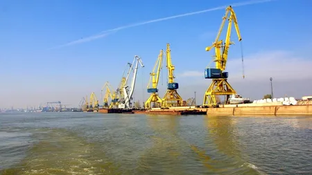 Porturile din Galați, singurele cu cale ferată cu ecartament larg, devin platforma de transfer a exporturilor Ucrainei