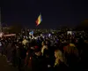 Susţinătorii lui Călin Georgescu s-au strâns în faţa sediului Curţii Constituţionale. Participă și membri ai galeriei FCSB