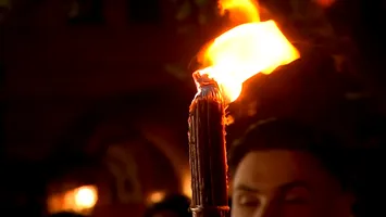 Lumina Sfântă de la Ierusalim, adusă în România în Sâmbăta Mare