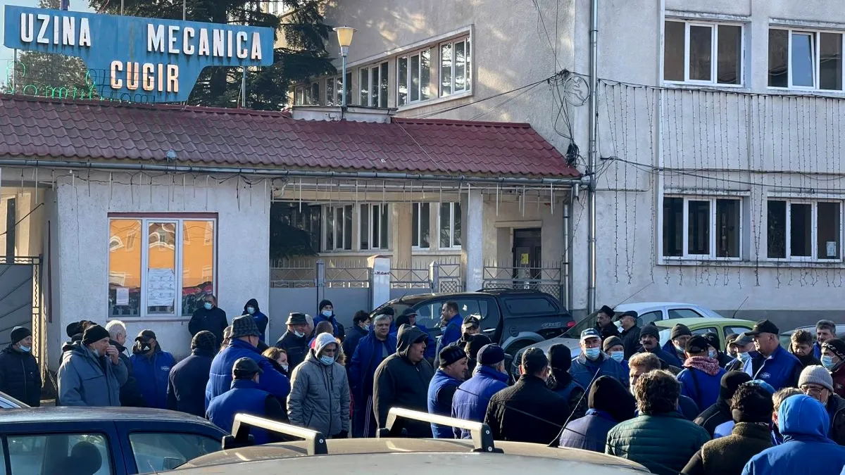 Noi proteste la uzina de armament din Cugir. Angajații au oprit lucrul, nemulțumiți de nivelul salariilor