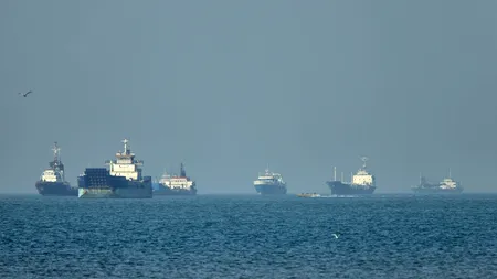 SUA lansează atacuri aeriene în Iran, dar afirmă că armistițiul este încă în vigoare
