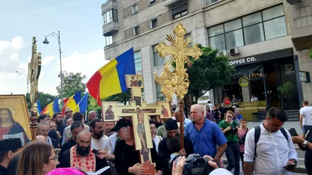Gigi Becali, marș creștin în București, pas cu pas, pe traseul mitingului LGBT (VIDEO)