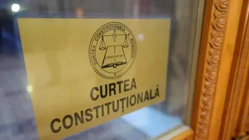 Cum s-ar putea desființa, în fapt, CCR: singura cale „tare”