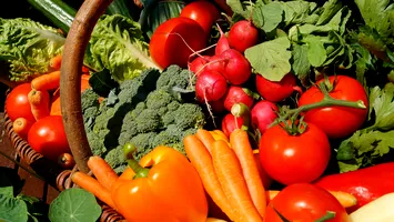 Cele mai contaminate alimente cu pesticide din România
