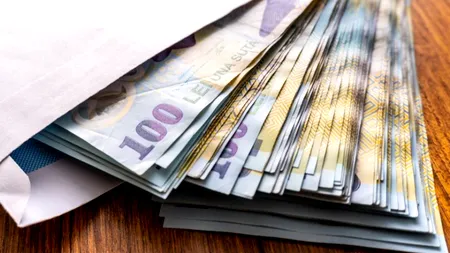 Cât câștigă cei care dau cele mai mari amenzi din România