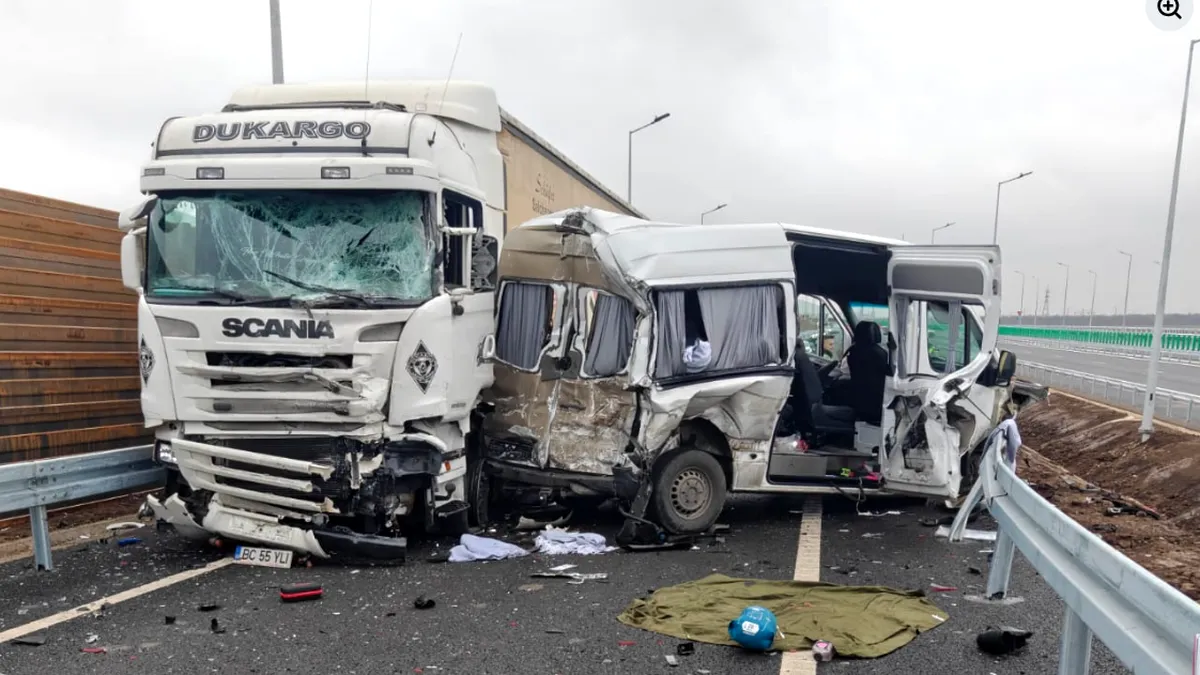 Nu ne potolim: Primul accident pe autostrada nouă, la o oră de la inaugurare
