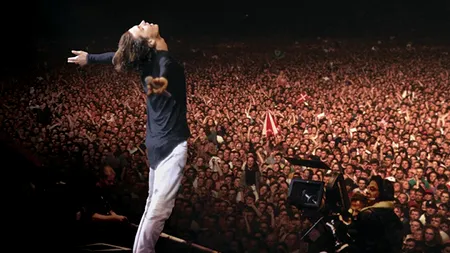 Cutiuța muzicală: Michael Hutchence, frumusețea incandescentă a new-wave-ului