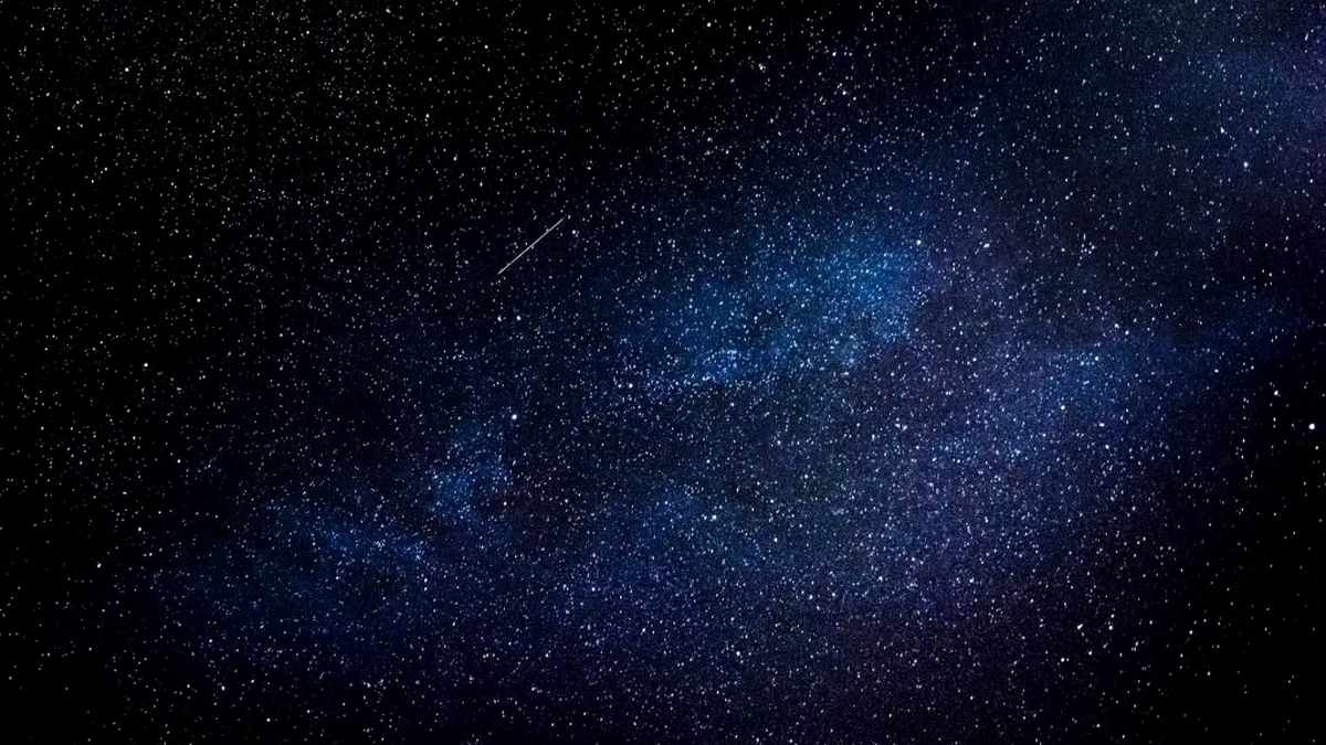 Fenomen astronomic rar: Joi noapte are loc o ploaie de stele căzătoare.