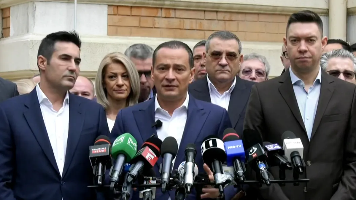 Daniel Băluță şi-a depus candidatura pentru Primăria Capitalei. Social-democratul, favorit în sondaje (VIDEO)