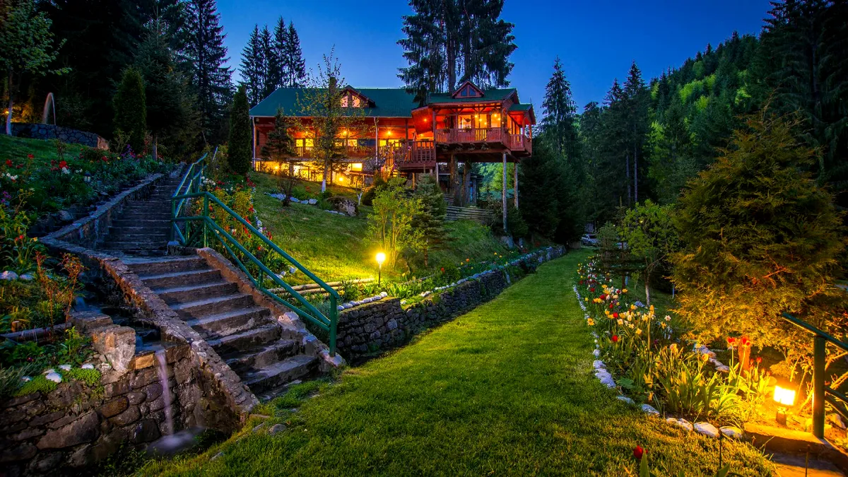 Fostul pavilion de vânătoare al lui Nicolae Ceaușescu are un nou proprietar