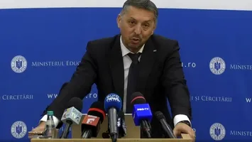 Propunerea lui Daniel David: inspectorii generali să vină și să plece cu ministrul și programul de guvernare