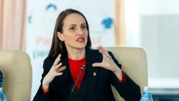 Ministrul USR de Externe, Oana Țoiu, a refuzat să se deschidă cartea de condoleanțe pentru Ion Iliescu