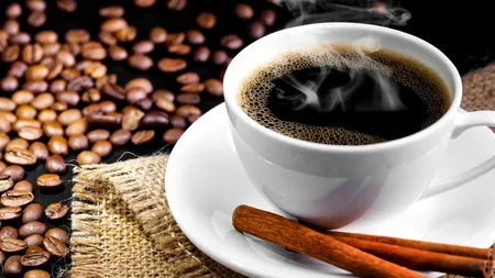 Răsfățul de dimineață care devine un lux. De ce se scumpește cafeaua cu 30%