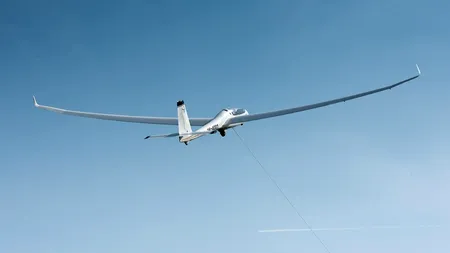 Cum poți deveni pilot sportiv, în mod gratuit