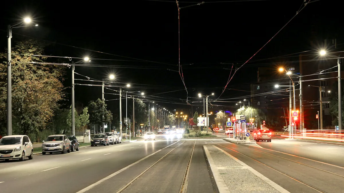 Primăria Galați trece la luminatul public cu LED-uri, care reduce facturile cu 70%