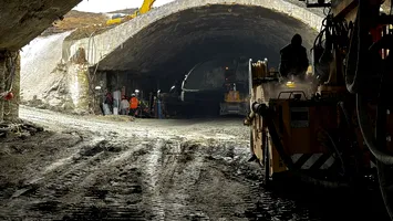 Cum se încheie anul pe șantierul Margina – Holdea, lotul cu celebrele „tuneluri pentru urși“