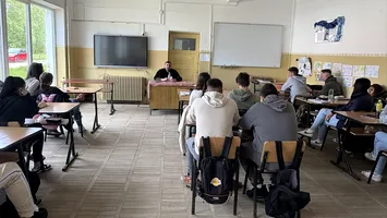 A început Evaluarea Națională 2025. Ce noutăți aduce examenul național de anul acesta pentru profesori și elevi