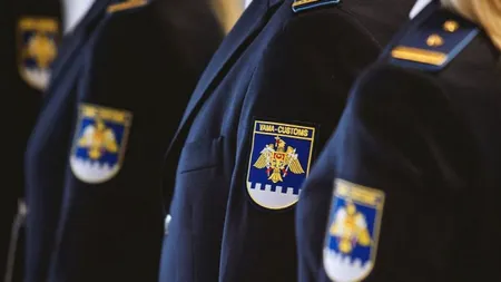 Captură de 13.000.000 lei la Constanța. Inspectorii vamali au reținut peste 10.000 parfumuri contrafăcute