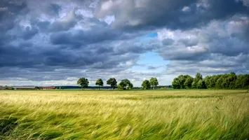 Vremea în aprilie, conform ANM: temperaturi mai ridicate și ploi peste medie