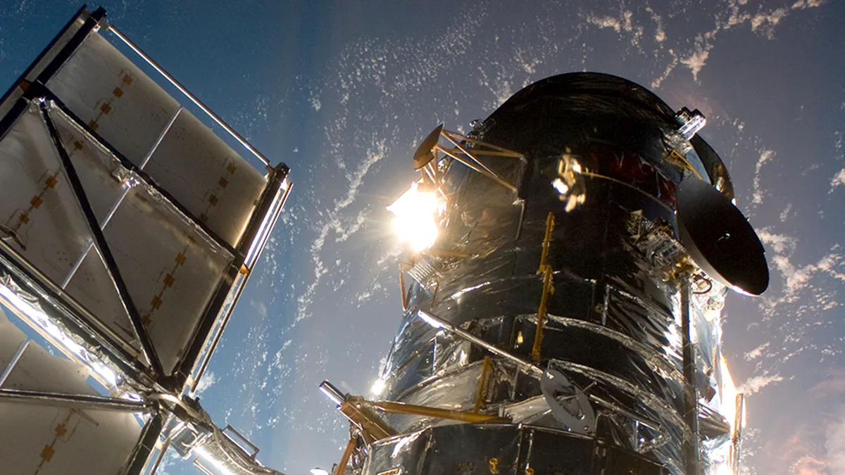 Telescopul spaţial Hubble, de o săptămână în „safe mode