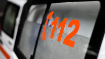Incident șocant! Un tânăr și-a dat foc accidental, în timp ce își aprindea o țigară