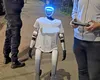 Un robot la mitingul din Piața Victoriei (VIDEO)