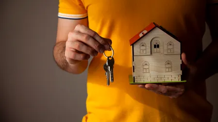 Sistemul RO e-Proprietatea, criticat de economiști: Ce caută statul în a stabili valoarea apartamentului?