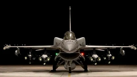 Piloții ucraineni se vor instrui în România pe avioane trimise din Olanda