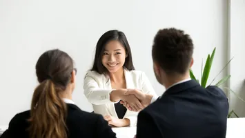 Cauți un loc de muncă în IT? Un gigant francez face angajări masive și în România