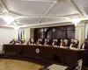CCR, aşteptată să se pronunţe pe legea pensiilor speciale: Un judecător în concediu paternal și alţi doi contestaţi în instanţă