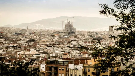 Sagrada Familia din Barcelona va inaugura al nouălea turn (FOTO)