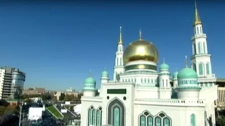 Arabia Saudită: Ministrul afacerilor islamice obligă moscheile să reducă volumul megafoanelor