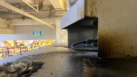 ANPC, controale în zonele alimentare ale magazinelor Carrefour Băneasa și Mega Image Balotești. Neregulile descoperite FOTO