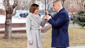 Bolojan și Maia Sandu voiau să anunțe de la Chișinău unirea Moldovei cu România