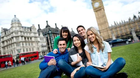 Războiul din Ucraina mai absoarbe niște bani. Marii perdanți sunt studenții beneficiari de Erasmus+ și Orizont Europa