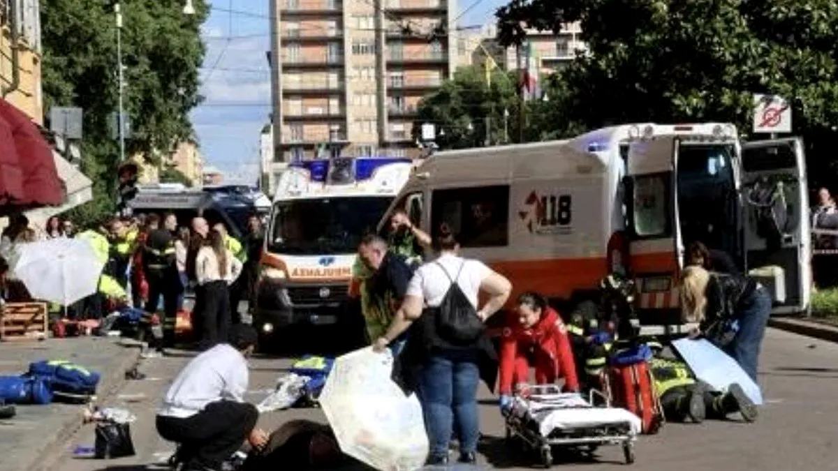 Groază în Italia. Un bărbat a intrat cu mașina într-o mulțime: 7 răniți