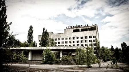 Militarii ruși, acuzați de Ucraina că au furat substanţe radioactive letale de la Cernobîl