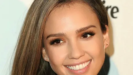 Ce face Jessica Alba pentru a arăta bine, după două sarcini