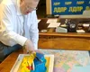 Simion nu a fost primul. Un politician rus a tăiat, în 2019, un tort în forma Ucrainei, de ziua lui (VIDEO)