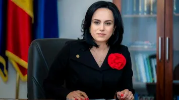 Simona Bucur Oprescu: Trebuie să-i scoatem pe români de sub salariul minim
