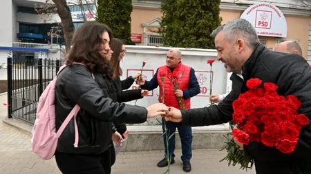 Strategie PSD Vaslui, de 8 martie: trandafiri pentru femeile cu funcții, garoafe pentru cele fără