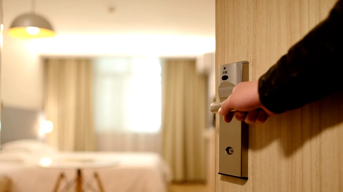 Capacitatea de cazare a României a scăzut cu 16,9% în trimestrul IV 2020