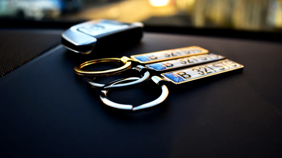 Gest surprinzător: un primar și-a recompensat angajații cu câte o mașină