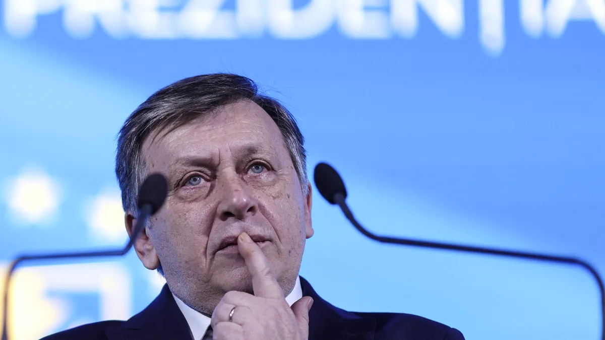Antonescu aruncă bomba: Cei care au inițiat suspendarea lui Iohannis continuă ofensiva; unde se îndreaptă aceasta