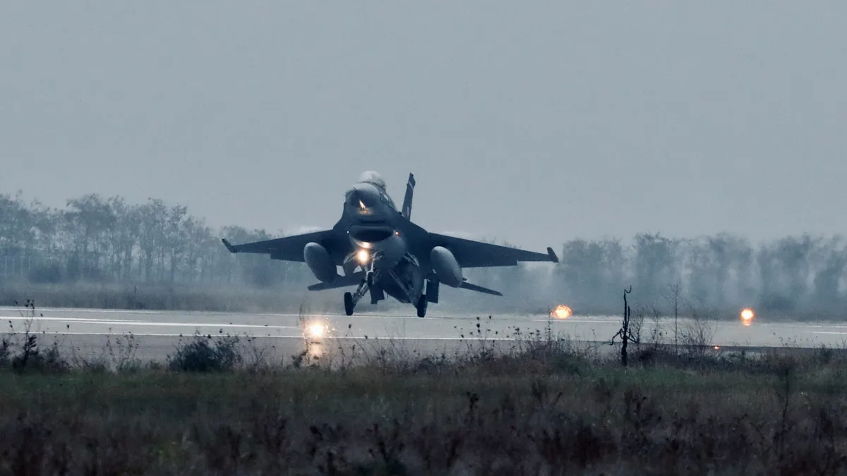 Avertismentul Rusiei pentru NATO: „Dacă livrați avioane Ucrainei, intrați în război direct cu noi”