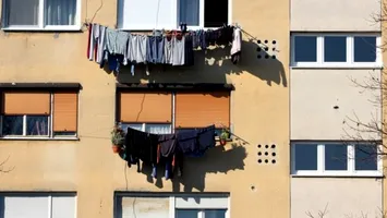 Orașul din România unde este interzis uscatul rufelor pe exteriorul blocurilor