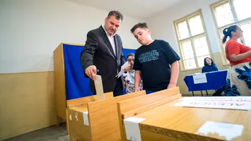 Cseke Attila ține de ministerul pe care îl conduce: „Am votat singurul candidat care a promis că putem rămâne la guvernare“