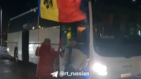Alegerile din Moldova, mize majore: Transporturi suspecte din Rusia și cozi uriașe la vot în Azerbaidjan
