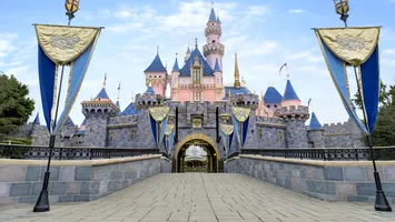 Un nou regat al poveștilor. Disneyland prinde viață în destinația favorită a românilor
